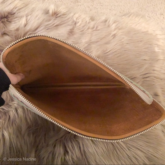 SOLD - Neoprene Bohemian Pattern Laptop Case - Picture 6 of 8